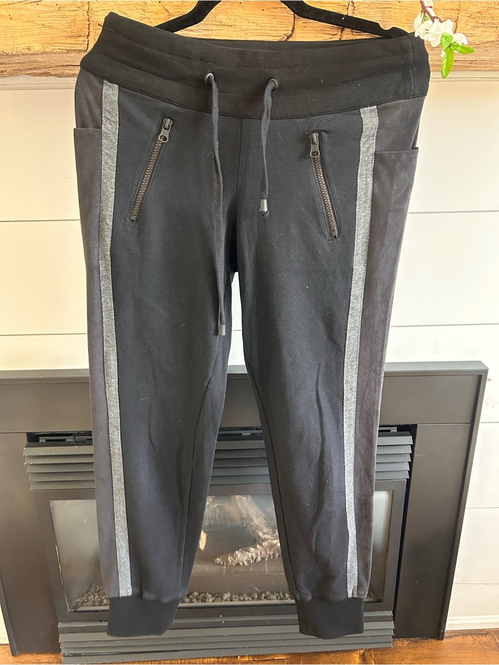 blanc noir Black Joggers with Gray Side Stripes